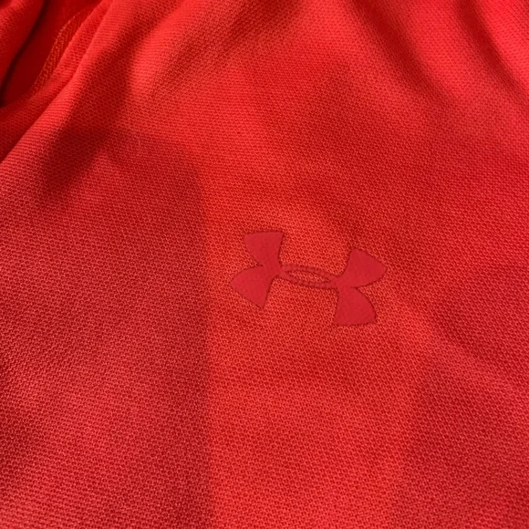 Under Armour UA 1271595 Womens Gamutlite 1/2 Zip Vest Jacket Size‎ M Coral - Picture 3 of 5